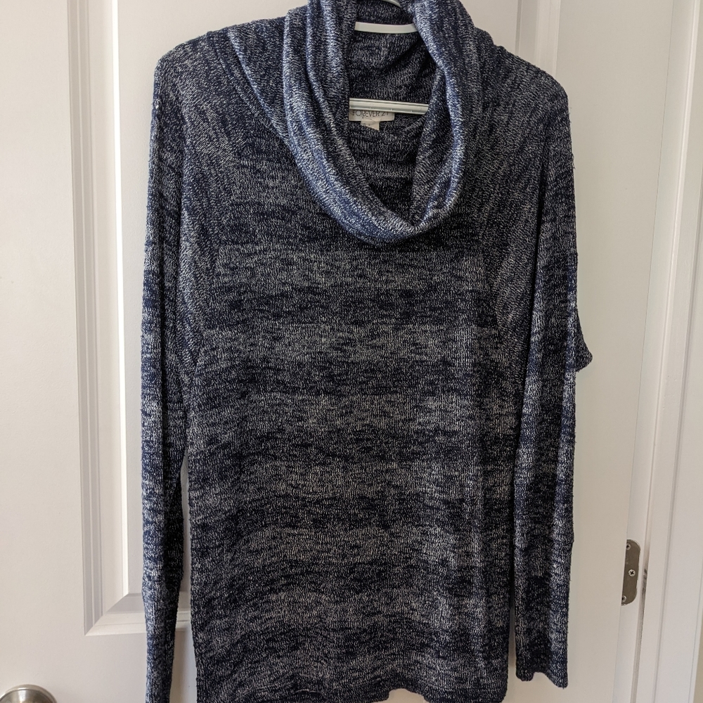 Forever 21 turtleneck sweater